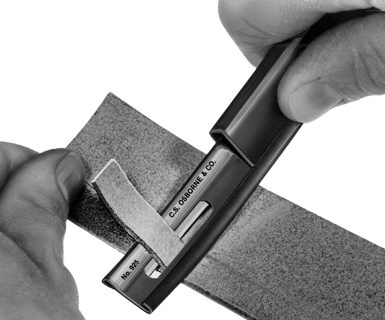 C.S. Osborne Skiving Knife Left Point - Leathersmith Designs Inc.